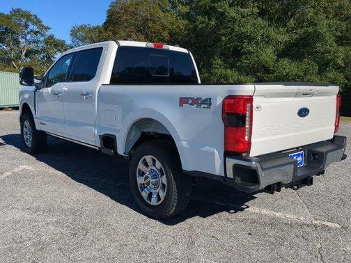 2026 Ford F-350 Lariat Super Duty