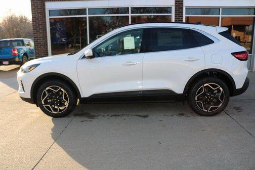 2026 Ford Escape Platinum