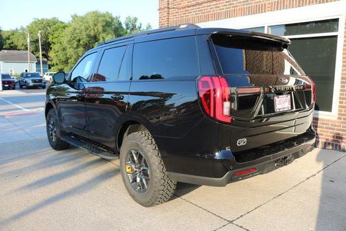 Black Metallic 2026 Ford Expedition Tremor