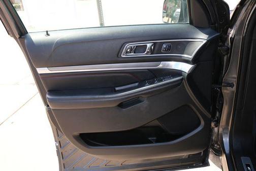 Magnetic 2016 Ford Explorer Sport