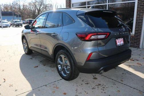 2026 Ford Escape ST-Line Select