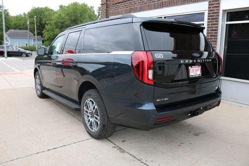 Blue Metallic 2026 Ford Expedition Max Active 4x4