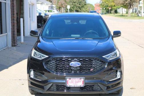 Agate Black Metallic 2022 Ford Edge ST