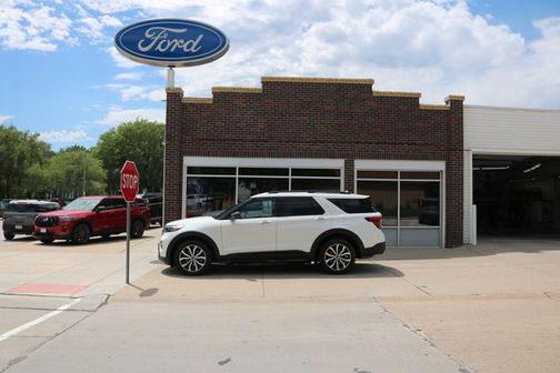 White Metallic 2020 Ford Explorer ST