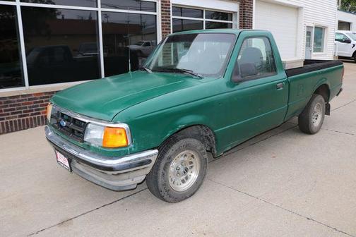 Green 1993 Ford Ranger XLT