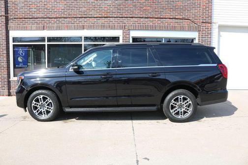 Black Metallic 2025 Ford Expedition Active