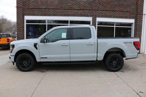 Avalanche 2026 Ford F-150 XLT