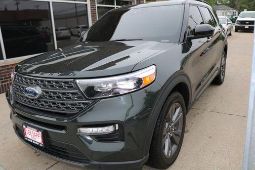 Green Metallic 2022 Ford Explorer XLT