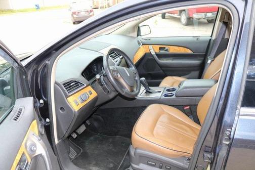 Quartz 2013 Lincoln MKX Base