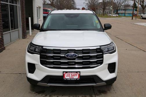 White Metallic 2026 Ford Explorer Active