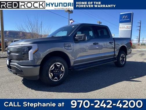 2023 Ford F-150 Lightning XLT