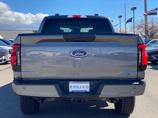 2023 Ford F-150 Lightning XLT