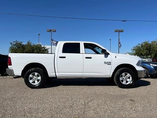 2022 RAM 1500 Classic SLT