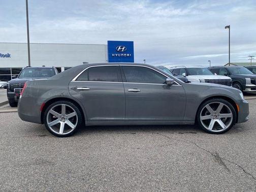 Ceramic Gray Clearcoat 2019 Chrysler 300 Limited