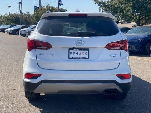 Frost White Pearl 2017 Hyundai Santa Fe Sport 2.4L