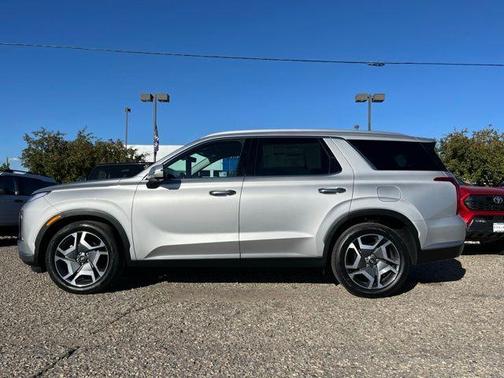 2025 Hyundai PALISADE SEL Premium