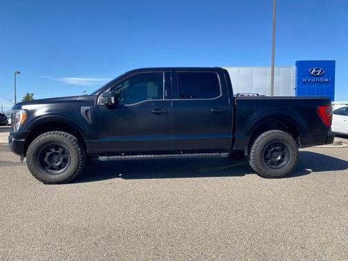 Black Metallic 2022 Ford F-150 Lariat