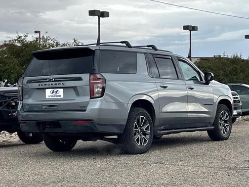 2023 Chevrolet Suburban Z71