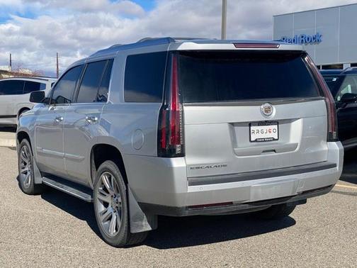 2015 Cadillac Escalade Luxury