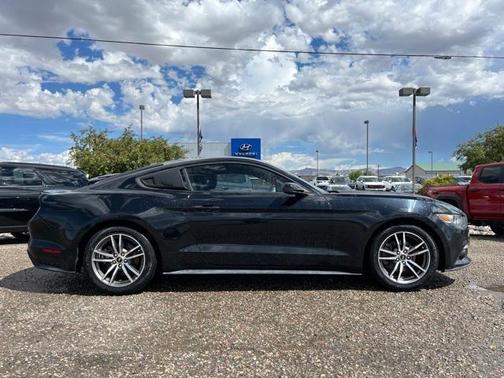 2016 Ford Mustang EcoBoost Premium