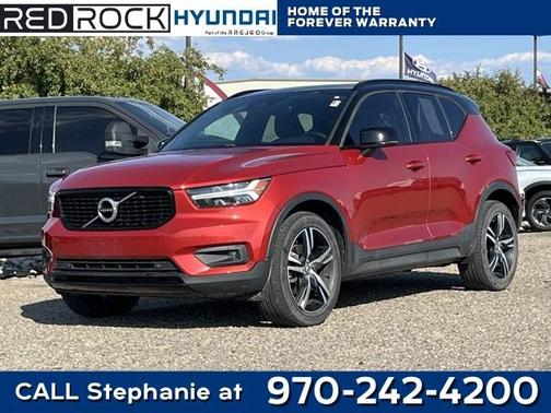 2021 Volvo XC40 T5 R-Design