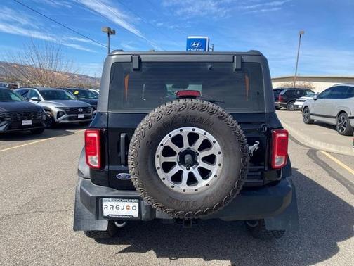 2022 Ford Bronco Base