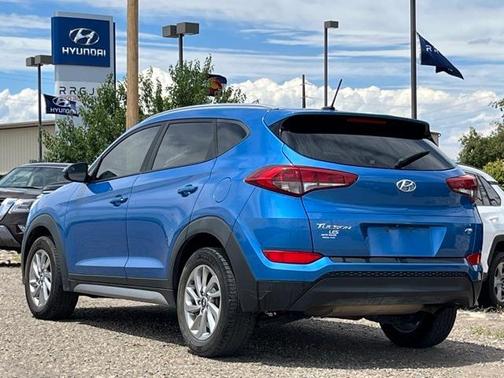 2017 Hyundai TUCSON SE