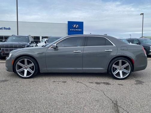 2019 Chrysler 300 Limited