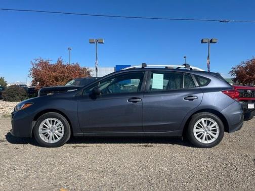 2017 Subaru Impreza 2.0i Premium