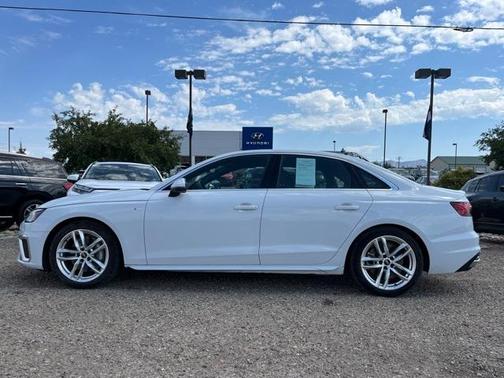 2023 Audi A4 45 S line Premium Plus