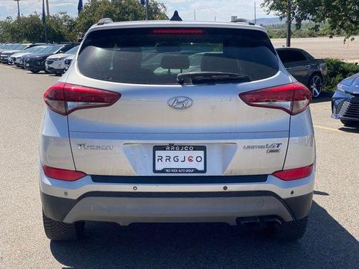 Molten Silver 2017 Hyundai TUCSON Limited