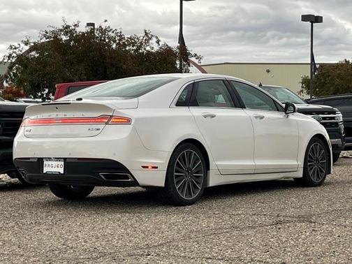 2016 Lincoln MKZ Base