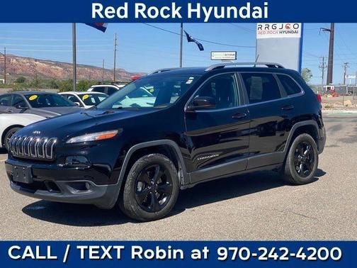 Diamond Black 2017 Jeep Cherokee Latitude