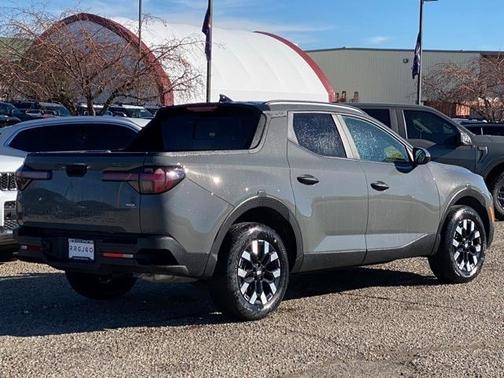 2025 Hyundai SANTA CRUZ SEL Activity