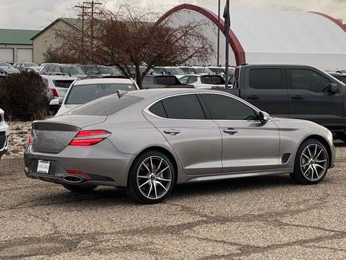 2025 Genesis G70 2.5T
