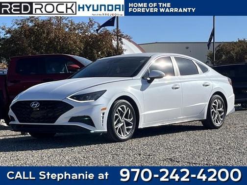 2022 Hyundai SONATA SEL