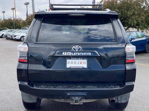 Midnight Black Metallic 2018 Toyota 4Runner SR5