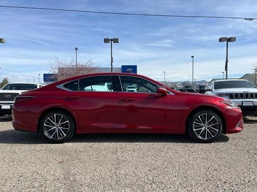 2022 Lexus ES 350 Base