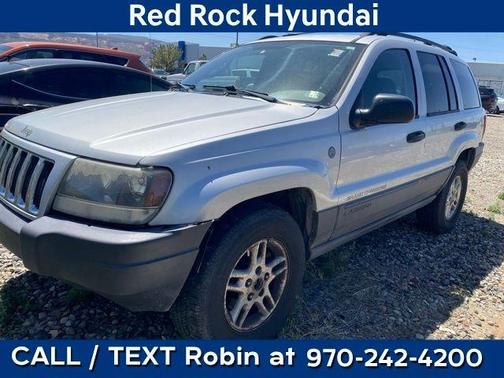 Bright Silver Clearcoat Metallic 2004 Jeep Grand Cherokee Laredo