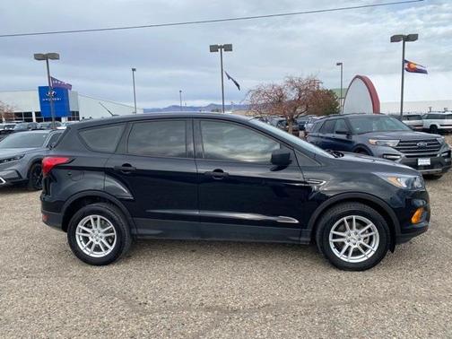 2019 Ford Escape S