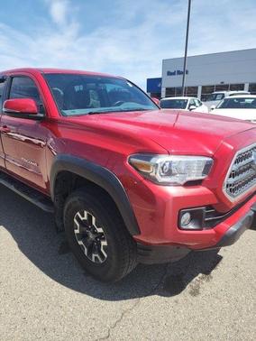 Barcelona Red Metallic 2017 Toyota Tacoma TRD Off Road