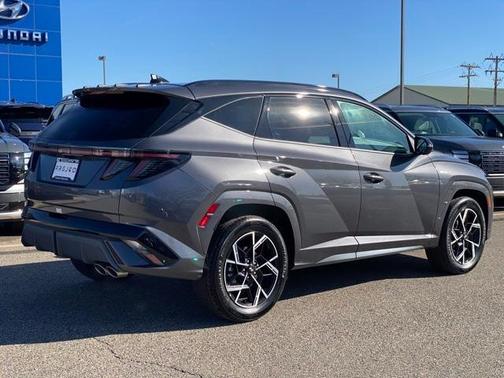 2025 Hyundai TUCSON Hybrid N Line