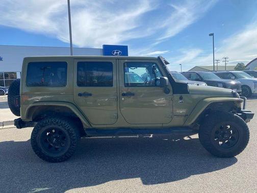 2013 Jeep Wrangler Unlimited Sahara
