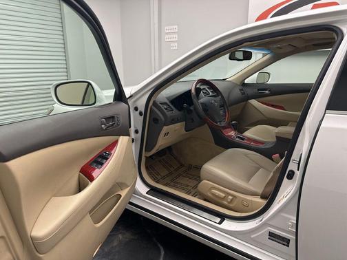 White 2008 Lexus ES 350 Base