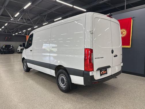 White 2022 Mercedes-Benz Sprinter 1500 Standard Roof I4