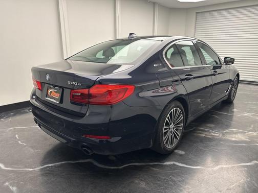 2019 BMW 530e xDrive iPerformance