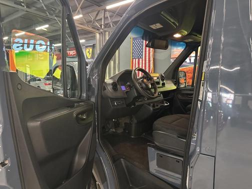 2019 Mercedes-Benz Sprinter 2500 High Roof