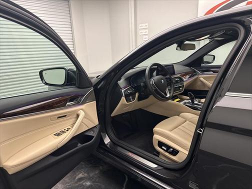 2020 BMW 530 xDrive