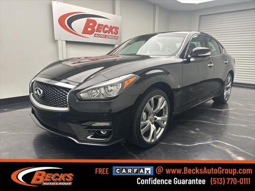 2017 INFINITI Q70 3.7X