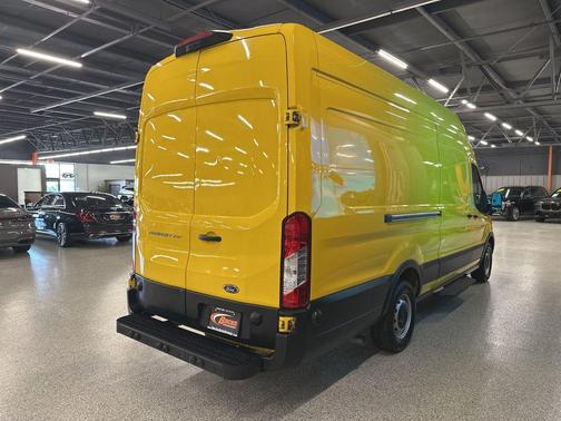 School Bus Yellow 2022 Ford Transit-250 Base